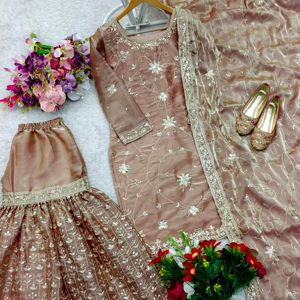 Ensemble de Broderie Indienne Sharara Gharara Kurti Magnifique Vêtement Ethnique Pakistanais Personnalisable Georgette Dupattas Soie - Product Image 1