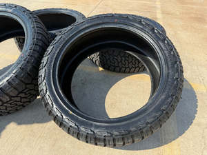Pneus de voiture usagés de haute qualité, neufs, noirs, 100% caoutchouc, sans chambre à air, radiaux 11R22.5, MEGALITH OE Dongfeng, pneus de remplacement de haute qualité - Product Image 6