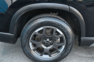 Honda Pilot EXL FWD 2024 con Asientos Captain's Chairs - Product Image 3