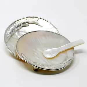 美しいキャビアサーバー皿カスタム工場価格マザーオブパール磨かれた貝殻プレート食品提供装飾用