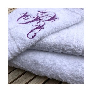 Exportateur en gros indien Tigre jaune brodé de luxe 100% coton biologique épaississant Absorption d'eau Golf serviettes de bain lourdes - Product Image 3