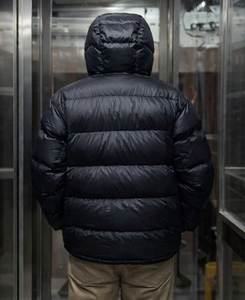 Offre spéciale Doudoune d'hiver imperméable personnalisée Manteau bouffant réglable Manteau à bulles Vestes épaisses de style de rue - Product Image 5
