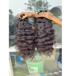 Trama de pelo ondulado negro indio suave y sedoso Temple Remy al por mayor, extremo completo con ondas corporales naturales para estilos de cabello ondulado - Product Image 2