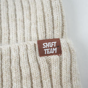Gorro de Punto Acrílico de Alta Calidad, Gorro de Invierno Cálido y Elegante con Estampado, Gorro de Punto Moderno y a la Moda al por Mayor para Viajes a la Playa - Product Image 6