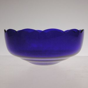 Bol de service à salade en résine époxy fait à la main de meilleure qualité en bois de manguier Design moderne Style ange Inde pour les fêtes de mariage au design moderne - Product Image 6