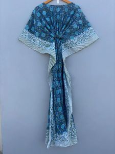 Caftan imprimé floral Lotus bleu pour femmes fait à la main Boho Hippie bloc imprimé 100% coton taille naturelle confort longueur au sol - Product Image 3