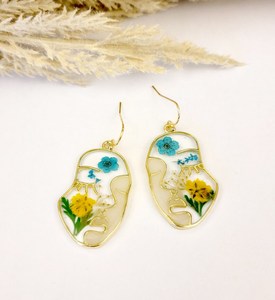 Stylish <b>Resin</b> Stud Earrings Collection | Lightweight Women's Handmade Vintage Traditional Earrings | Modern Casual Party Wear - Product Image 2