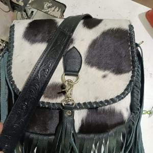 Sac bandoulière de style bohème en cuir véritable de haute qualité, écologique, avec fermeture éclair à pompon, style western, artisanat personnalisé, automne - Product Image 3