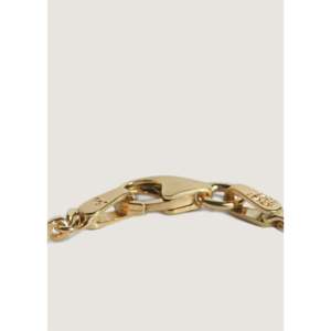 Collier Capri Classique Tendance Émeraude en Alliage Doré avec Chaîne Curb, Motifs Cœur et Croix, Diamants et Perles pour Soirées - Product Image 4