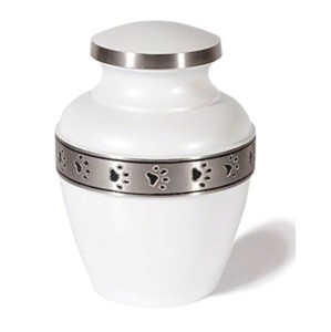 Laiton noir avec empreintes de pattes rondes Urnes pour animaux de compagnie Urnes pour animaux de compagnie en métal de la plus haute qualité pour la maison funéraire - Product Image 2