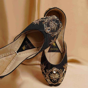 Chaussures Khussa pour femmes 2026 à prix abordable, couleur et design personnalisés, imprimées, antidérapantes, de haute qualité - Product Image 2