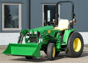 Tractor J-Deere 3036E 4x4 HST 0520 con cargador frontal, barato, usado y nuevo, ¡compre ahora al mejor precio! - Product Image 3