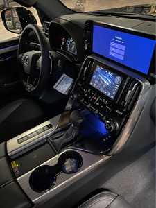 Usado Clean 2025 Lexu-s LX 600 F SPORT SUV 4D - Product Image 5