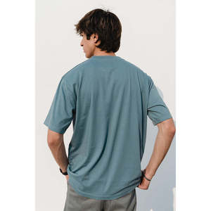 Camiseta de Hombre 100% Algodón - Ecológica y con Logotipo Personalizado, Pedido al por Mayor OEM - Product Image 4
