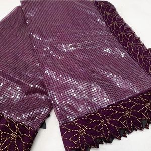 Sari de Algodón y Seda con Bordado Intenso, Color Rojo, Estilo Travieso, para Novia, Precio de Mayorista en Surat, Gujarat - Product Image 4