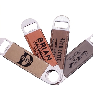 Apribottiglie HXY personalizzato moderno in acciaio inossidabile e similpelle con incisione laser, bomboniera personalizzata per matrimonio - Product Image 4