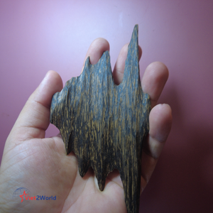 Pure Agarwood Oud Aromatic Wood Reliever Terapéutico para el estrés y la relajación - Product Image 1