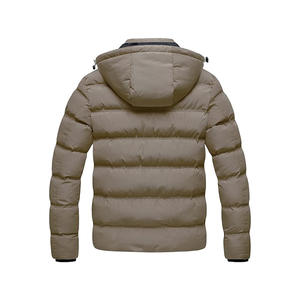 Vente en gros de vêtements d'hiver à la mode de couleur noire manteaux de créateurs veste en duvet pour hommes taille plus imperméable et souple d'extérieur - Product Image 6