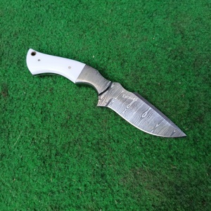 Damasco acero Bushcraft caza Skinner cuchillo EDC cuchillo de supervivencia con retención de borde excepcional - Product Image 5