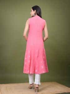 Colección Exclusiva de Diseñador: Kurtis Rama de Algodón Puro de Manga Corta Estilo Verano para Mujer, Corte A, Listos para Usar, con Estilo Étnico y a la Moda - Product Image 2
