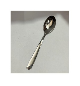 Cuillère domestique en acier inoxydable avec matériau en acier de première qualité et de forme et taille personnalisées à un coût très abordable - Product Image 1