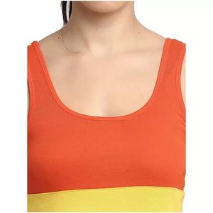 Camiseta sin mangas de mujer de nuevo diseño personalizada OEM ropa deportiva de punto con decoración de plumas Color liso - Product Image 5