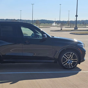 Auto Usado Confiable, BMW X5 M50i 2021, Motor Turbo V8 de 523 hp - Product Image 1