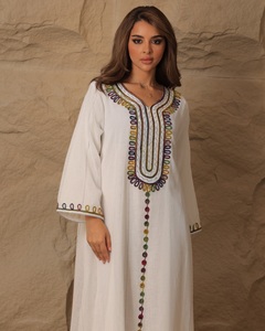 Abaya de satén de lujo personalizada al por mayor para mujer, seda de alta calidad, estilo Dubái, mangas con volantes, pequeña, turca, tradicional, musulmana - Product Image 3
