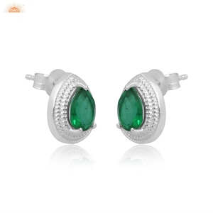 Hermoso doblete zambiano Esmeralda cuarzo piedra preciosa forma de pera diseñador hecho a mano mujeres pendientes boda pendientes para novia - Product Image 1