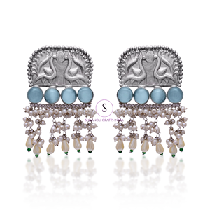 ต่างหูเงินดีไซน์เนอร์ดีไซน์ออกซิไดซ์สีเงินต่างหูดีไซน์รูปนกสวยสำหรับผู้หญิงสำหรับงานแต่งงานงานปาร์ตี้ - Product Image 1