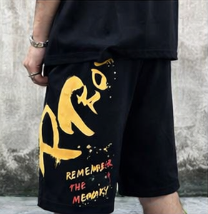 ชุดเสื้อยืดและกางเกงขาสั้นลายกราฟิกสตรีทแวร์สำหรับผู้ชาย ไซส์พลัส |   ชุดฮิปฮอปขนาดใหญ่ |   ชุดลำลองสองชิ้นสไตล์เมืองสำหรับฤดูร้อน - Product Image 2