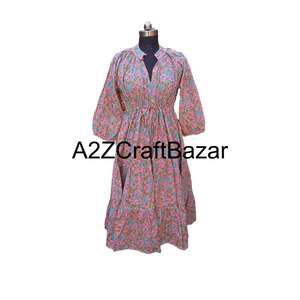 Robe mi-longue moulante à manches courtes et col en V, en coton 100% fait main, à imprimé floral bohème sexy, avec des franges et des volants pour l'été - Product Image 2