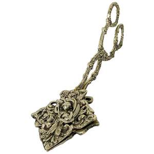 Pinzas para Servir Alimentos de Latón Hechas a Mano con Diseño Calado, Vajilla de Lujo para Hoteles, Restaurantes y Eventos - Product Image 1