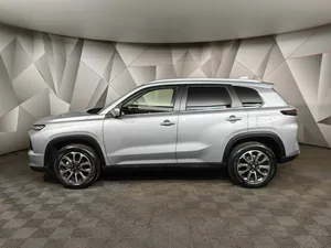 ZUZUKE 2022, SUV Automático Turbo, Asientos de Cuero, Neumáticos R18, Portaequipajes de Aluminio, Interior Oscuro, Motor de Gasolina, Techo Panorámico - Product Image 5