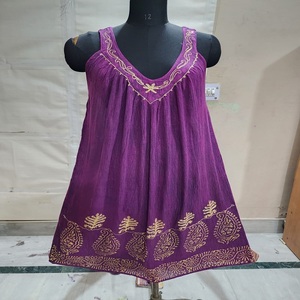 ชุดเดรสลำลองผ้าเรยอนลายบาติกพิมพ์ลายดิจิทัลลายสก็อต ลายดอกไม้ ลายพื้น ลายเพสลีย์ ลายเสือดาว ลายร่ม ระบายอากาศได้ดี แบบต่อผ้า - Product Image 2