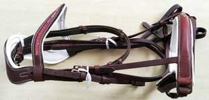 Vente en gros de bride de cheval en cuir fantaisie de qualité supérieure avec forme anatomique et bride de cheval en cuir réglable rembourrée souple - Product Image 4