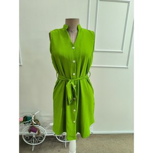 Robe courte Aerobin sans manches à col en V et boutonnée sur le devant avec ceinture pour femme, 35282 - Vert - Product Image 4