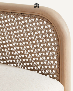 Silla de Comedor Zelvaria Hecha a Mano en Madera de Teca, Madera Sólida Ecológica, Muebles Modernos de Estilo Transicional para Comedor - Product Image 6