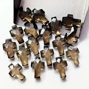 Piedra preciosa tallada en cruz de cuarzo ahumado, cuentas sueltas talladas a mano, suministros de joyería cruzada, talla cruzada facetada de cuarzo ahumado, 15x10mm - Product Image 4
