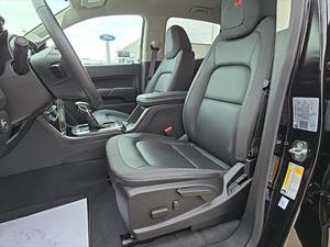 2022 GMC Acadia AWD AT4 Leather Seats Rear <b>Camera</b> Aluminum Alloy Roof Rack R17 Tire Size Gasoline Fuel Dark Automatic Gearbox - Product Image 2