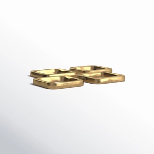 Anneau de serviette élégant de forme carrée, finition dorée, parfait pour la décoration de table lors des dîners à domicile, des événements et des tables décontractées - Product Image 3