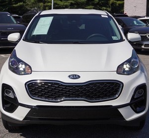 2022 Kia Sportage LX AWD พร้อมล้ออัลลอยด์เบาะหนังแพ็คเกจกีฬาระบบนำทางเริ่มต้นด้วยรีโมทซันรูฟ - Product Image 1