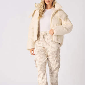 Veste matelassée pour femme, isolation thermique, tissu doux, adaptée à un usage quotidien en extérieur, voyage, confort et style décontracté, tenue d'hiver - Product Image 4