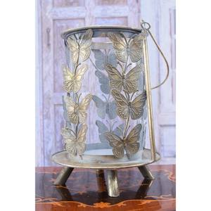 Maravillosos patrones intrincados tallados en metal y faroles de cristal reflejan la belleza del arte islámico y la geometría sagrada. - Product Image 3