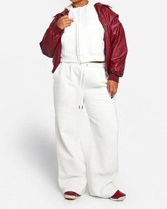 Conjunto Premium de Sudadera Corta con Cremallera y Pantalones Deportivos Anchos de Felpa 100% Algodón, con Logotipo Personalizado, Chándal para Mujer para Producción al por Mayor OEM ODM - Product Image 4