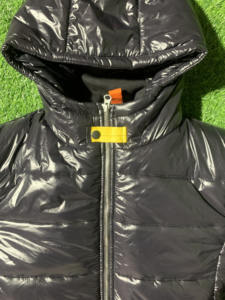 Veste d'hiver à manches longues pour femmes avec poches à glissière avec capuche - Product Image 4