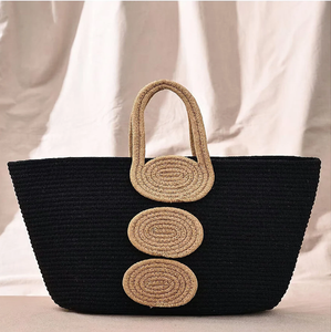 Bolso Tote de yute bordado a mano con un diseño caprichoso de rosa y vid, disponible a precios de mayorista. - Product Image 4