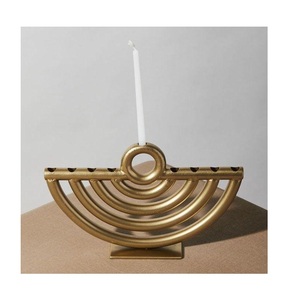 Chandelier Menorah à 9 branches en aluminium de luxe plaqué nickel pour les fêtes, design classique traditionnel, décoration d'intérieur - Product Image 2