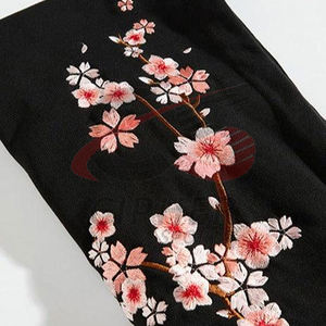 เสื้อมีฮู้ดปักลายโลโก้ออกแบบได้ตามต้องการมีฮู้ดปักลายคุณภาพสูง - Product Image 5