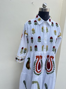 เดรสแม็กซี่ปักลายทำมือ100% ผ้าฝ้ายโบฮีเมียนสำหรับผู้หญิง - Product Image 6